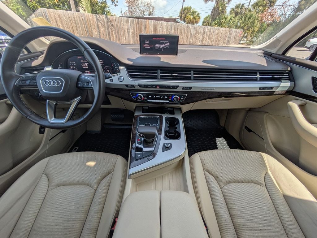 2019 Audi Q7 45 Premium Plus quattro