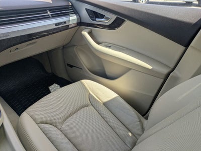 2019 Audi Q7 45 Premium Plus quattro